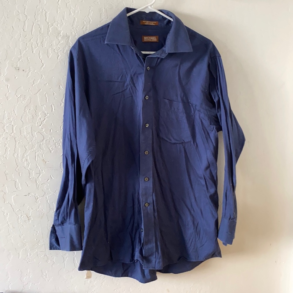 Blue dress shirt
